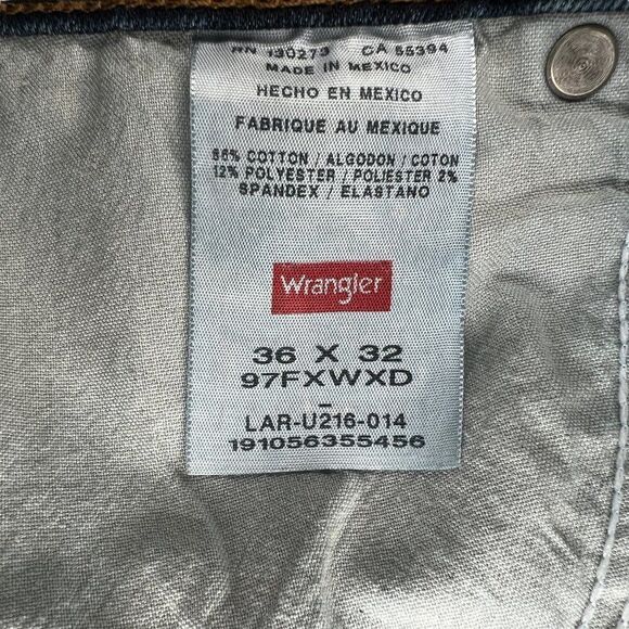 Wrangler Men's Dark Wash Premium Quality Denim Jeans - Picture 10 of 11
